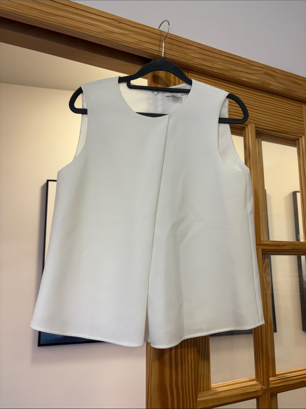 Club Monaco Cream Sleeveless Split-Front Camisole